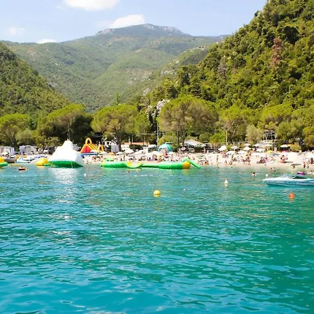 Double Medveja 2305a Affittacamere Laurana